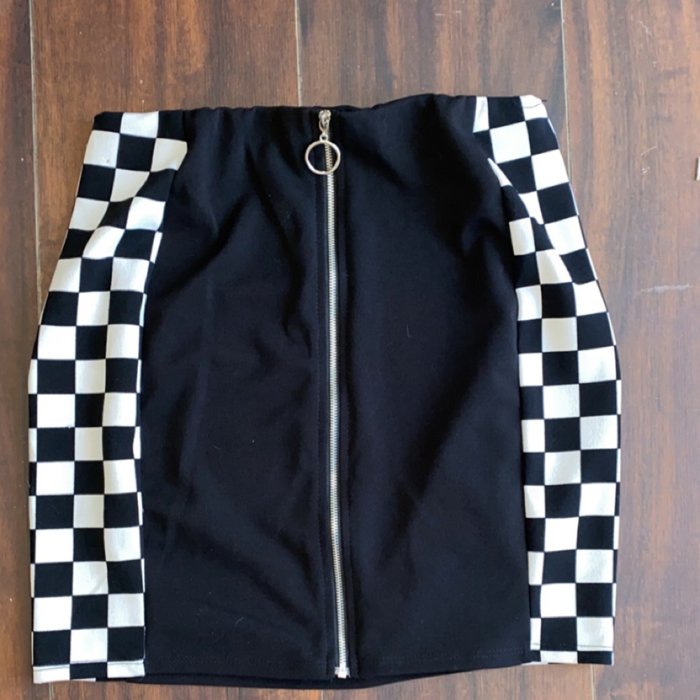 Black and Checkered Pencil Skirt